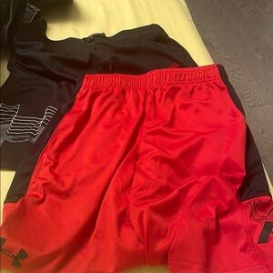 🩷🩷Under Armour Red and Black Performance Shorts 2 pairs